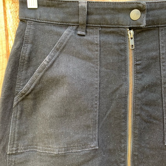 Madewell NWT 25 Denim Utility Zip Skirt in Black - Picture 3 of 7